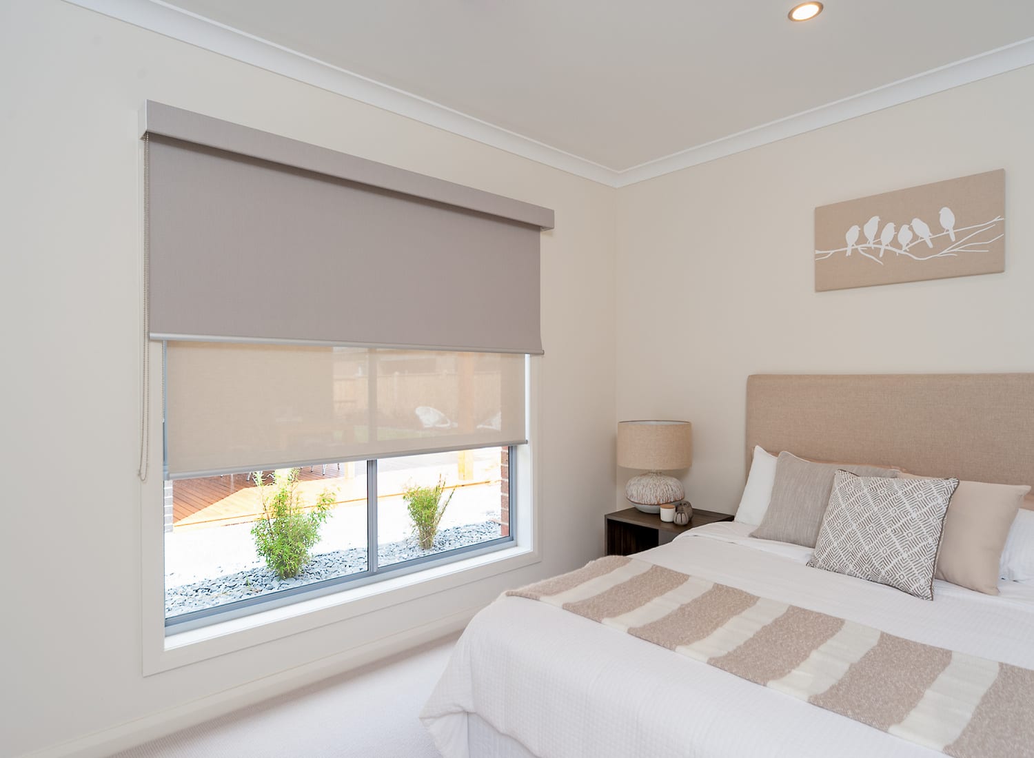 Colourvue-Roller-Blinds-Bedroom